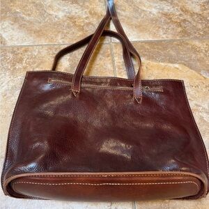 Source Unknown Rich Brown Leather Shoulder Bag